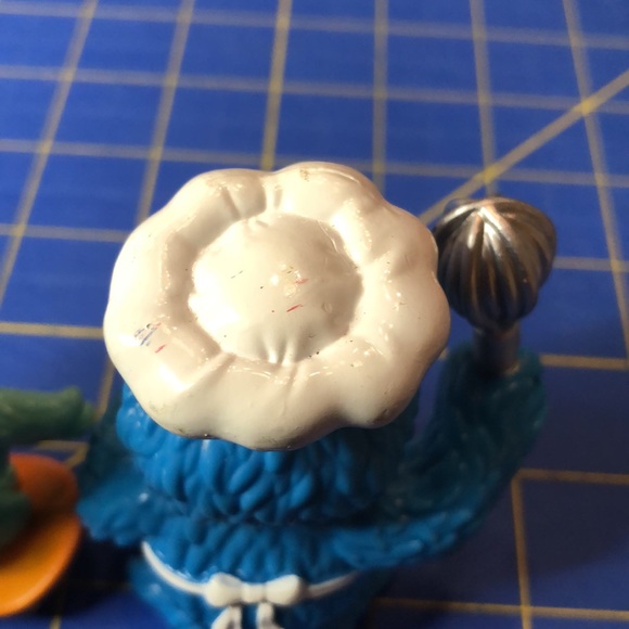 Sesame Workshop Cookie Monster and Rosita on Skateboard PVC  3 1/2 Cake Toppers - Picture 4 of 4